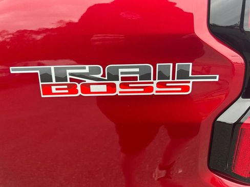 Used 2023 Chevrolet Colorado Trail Boss w/ Advanced Trailering Package AWD/4WD image 33