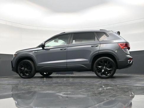 Used 2022 Volkswagen Taos SE image 22