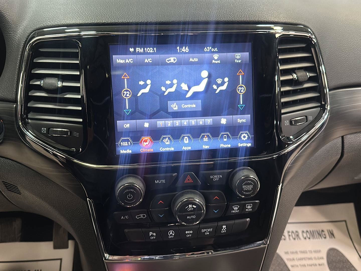 Used 2020 Jeep Grand Cherokee Altitude AWD/4WD image 22
