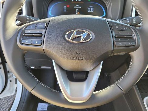 New 2026 Hyundai Venue SEL image 20