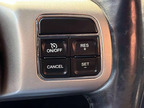 Used 2012 Jeep Grand Cherokee Overland AWD/4WD image 27