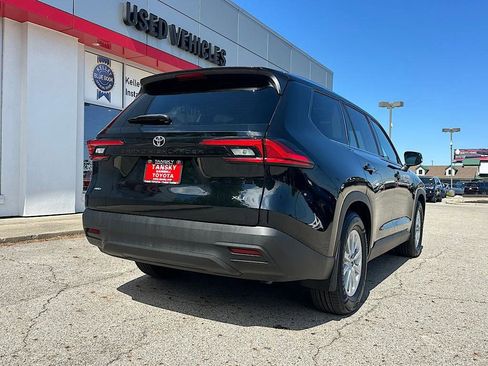 Certified 2024 Toyota Grand Highlander AWD image 5