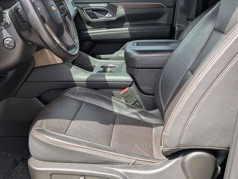 Used 2022 Chevrolet Tahoe High Country AWD/4WD image 14