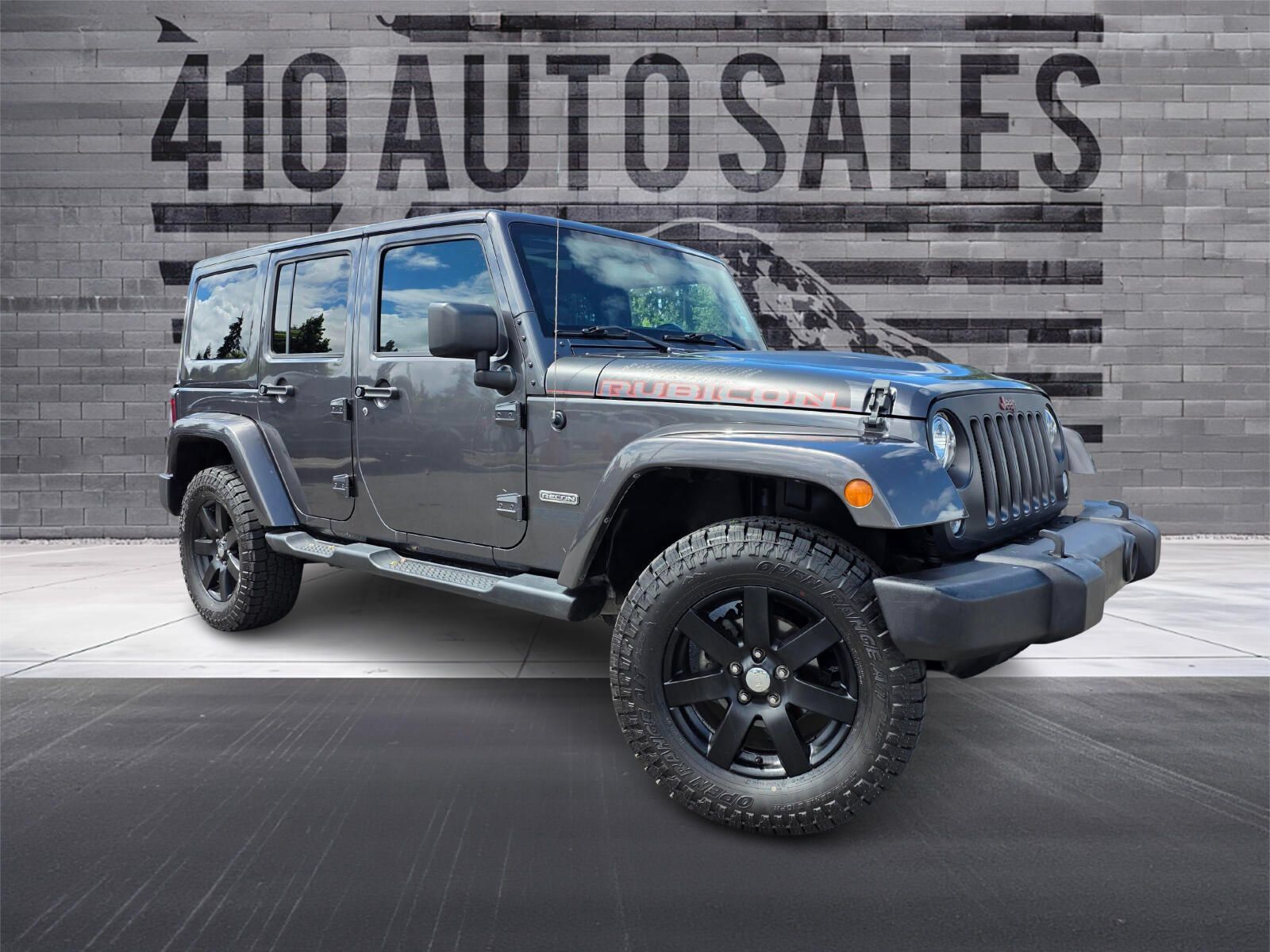 Used 2017 Jeep Wrangler Unlimited Rubicon AWD/4WD image 1