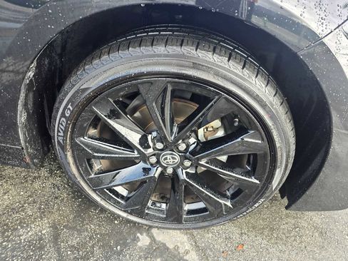 Used 2022 Toyota Corolla SE image 9