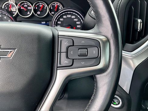 Used 2019 Chevrolet Silverado 1500 LT Trail Boss image 18