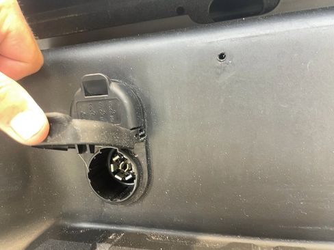 Used 2023 Nissan Frontier SV w/ SV Convenience Package image 26