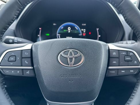 New 2026 Toyota Grand Highlander XLE FWD image 27