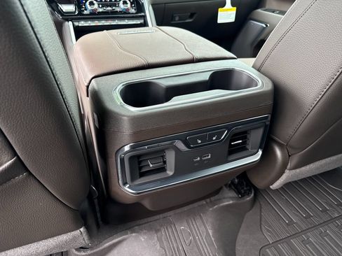 New 2026 GMC Sierra 2500 Denali w/ Denali Reserve Package AWD/4WD image 44