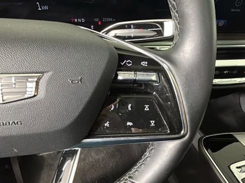 Used 2024 Cadillac Lyriq Tech AWD/4WD image 17