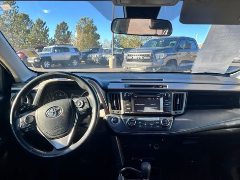 Used 2018 Toyota RAV4 XLE image 14