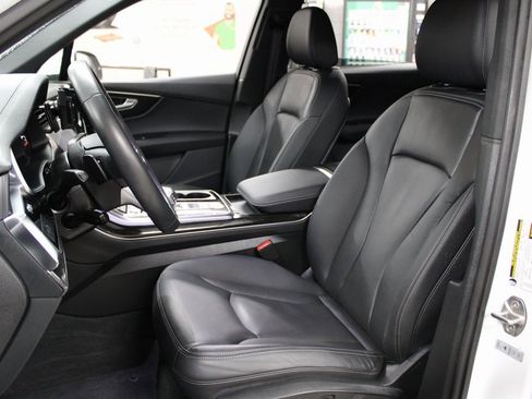 Used 2025 Audi Q7 2.0T Premium w/ Convenience Package image 7