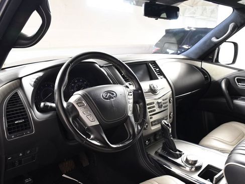 Used 2019 INFINITI QX80 4WD image 12