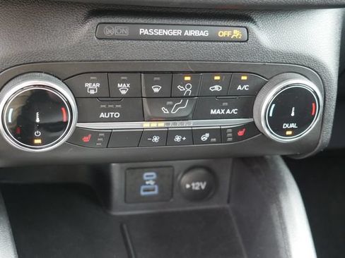 Used 2023 Ford Escape Active AWD/4WD image 22