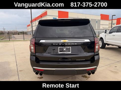 Used 2024 Chevrolet Suburban Premier AWD/4WD image 3