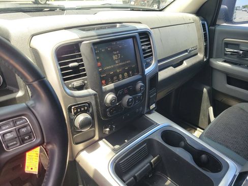Used 2017 RAM 1500 Big Horn RWD image 27