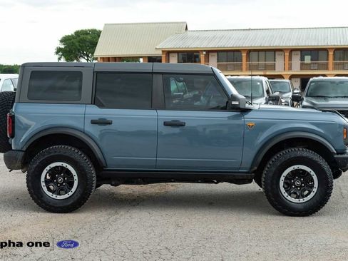 Used 2024 Ford Bronco Badlands AWD/4WD image 4