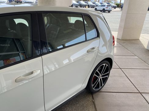 Used 2017 Volkswagen GTI Sport FWD image 46