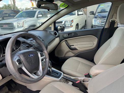 Used 2018 Ford Fiesta SE image 10
