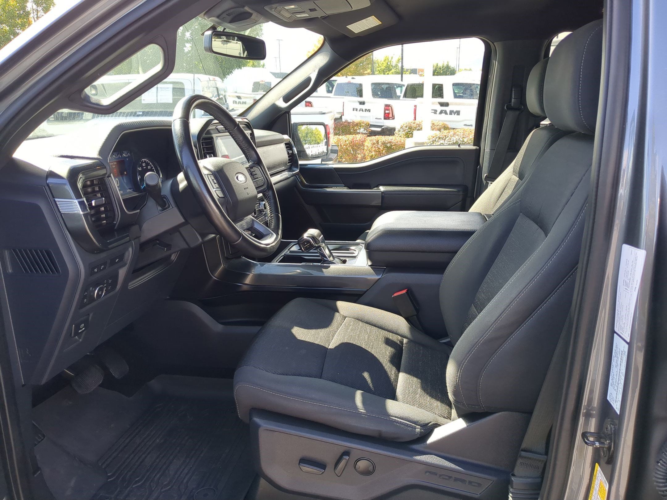 Used 2022 Ford F150 XLT w/ Equipment Group 302A High AWD/4WD image 18