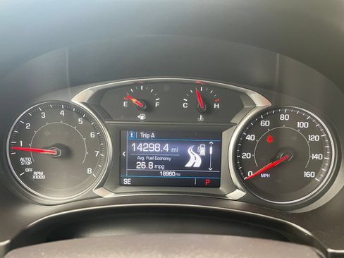 Used 2024 GMC Terrain SLE FWD image 45