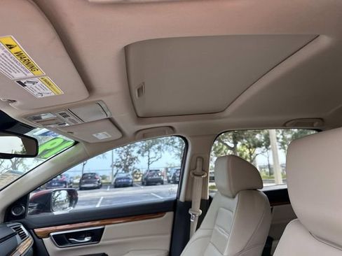 Certified 2019 Honda CR-V Touring image 22