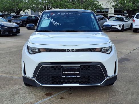 Used 2025 Kia Soul S FWD image 7