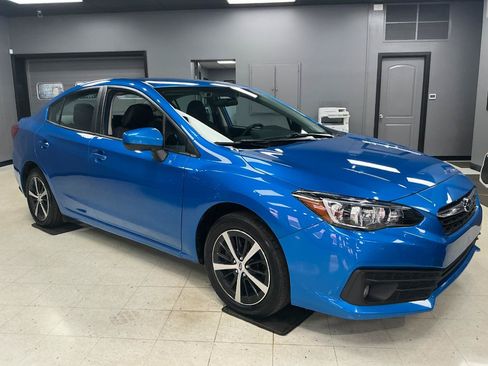 Used 2023 Subaru Impreza 2.0i Premium AWD/4WD image 2