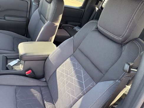 New 2026 Nissan Frontier SV image 21