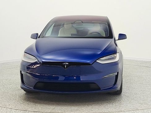 Used 2022 Tesla Model X image 2