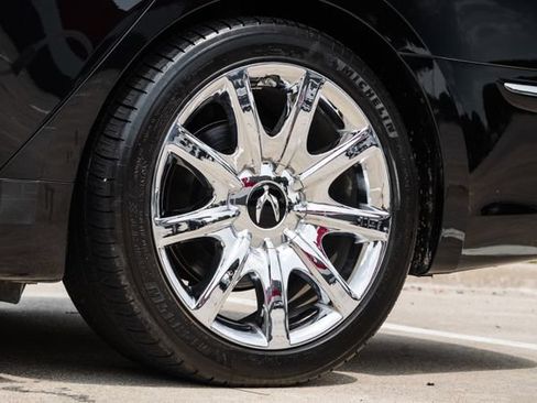 Used 2012 Hyundai Equus Signature RWD image 35