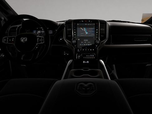 New 2026 RAM 2500 Laramie AWD/4WD image 11