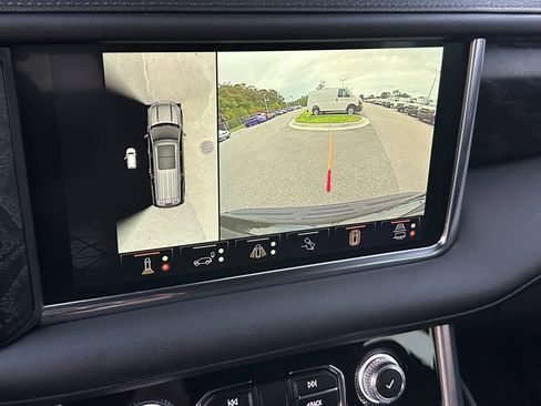 Used 2023 GMC Yukon Denali w/ Denali Reserve Package image 28