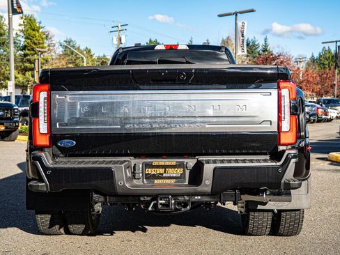Used 2026 Ford F450 Platinum w/ Platinum Plus Package image 5