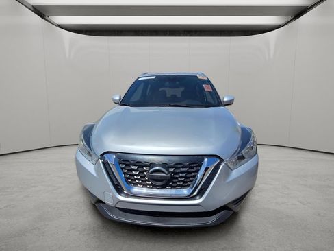 Used 2020 Nissan Kicks SV FWD image 15