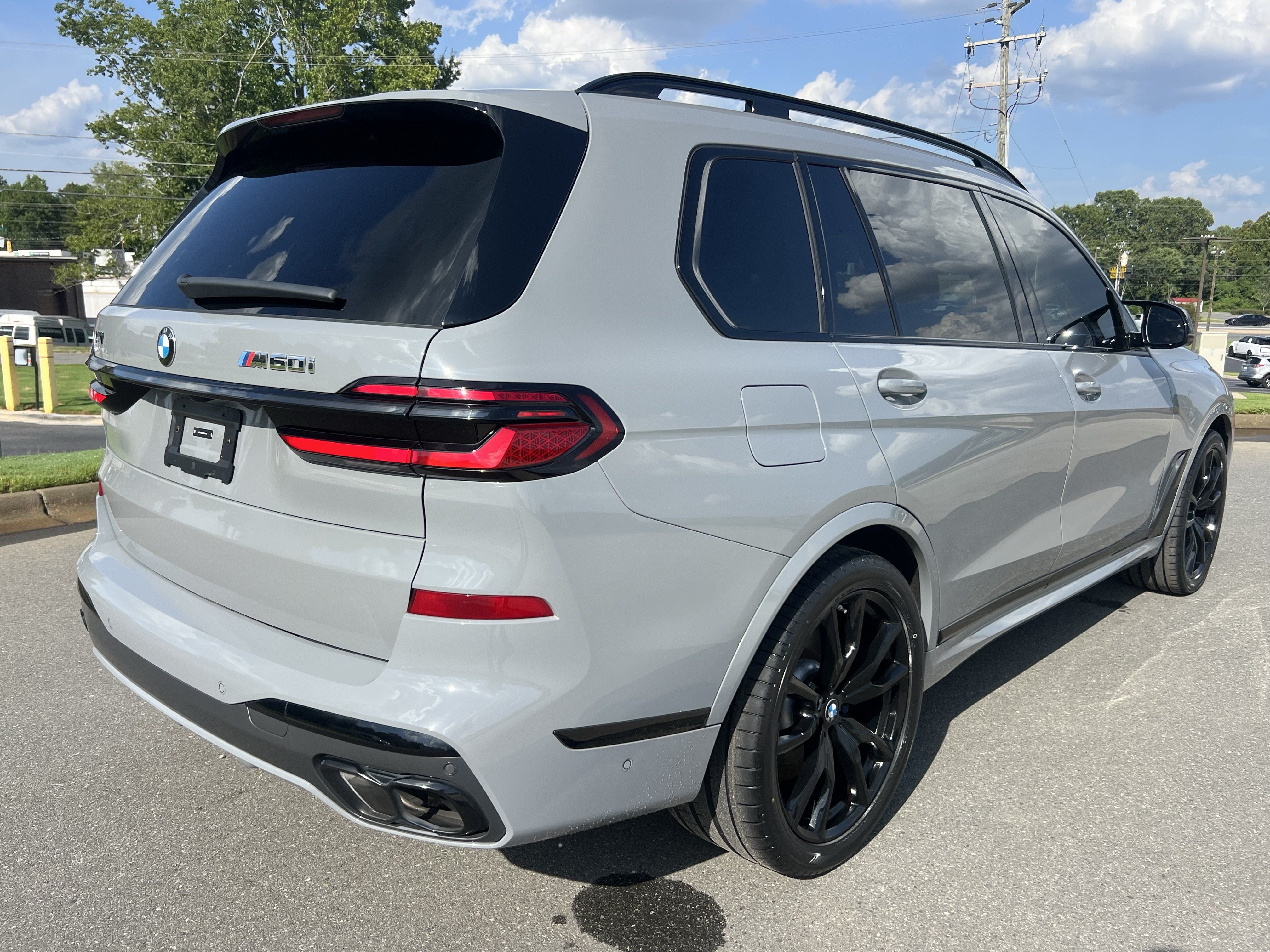 Used 2024 BMW X7 M60i w/ Executive Package AWD/4WD image 8