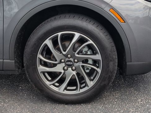 Certified 2022 Lincoln Corsair FWD image 11