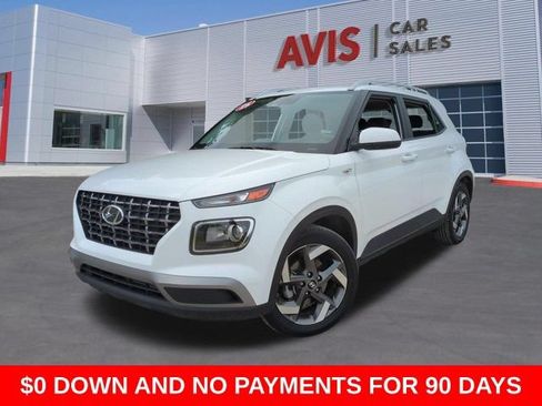 Used 2025 Hyundai Venue SEL FWD image 1
