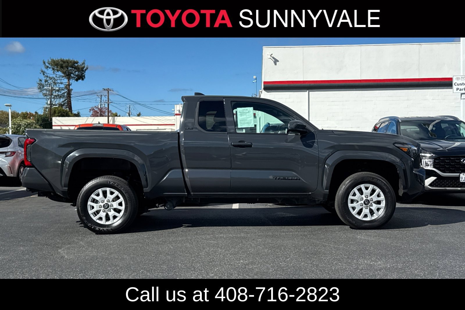 Certified 2024 Toyota Tacoma SR5 AWD/4WD image 8