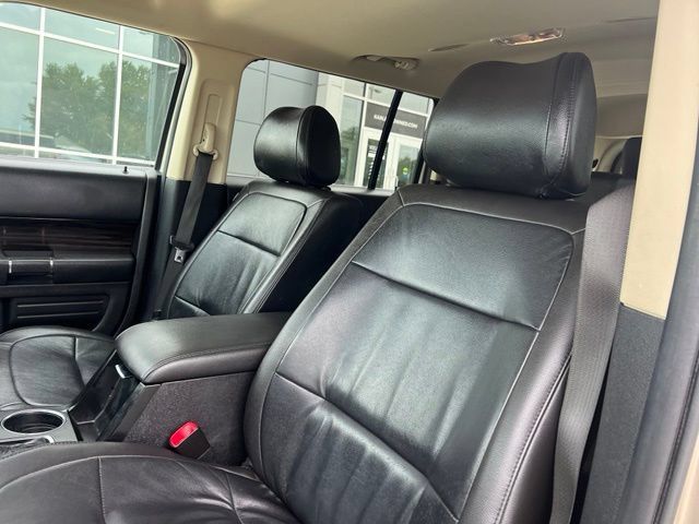 Used 2018 Ford Flex SEL w/ Equipment Group 202A AWD/4WD image 11