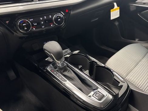 New 2026 Chevrolet Trax LT image 20