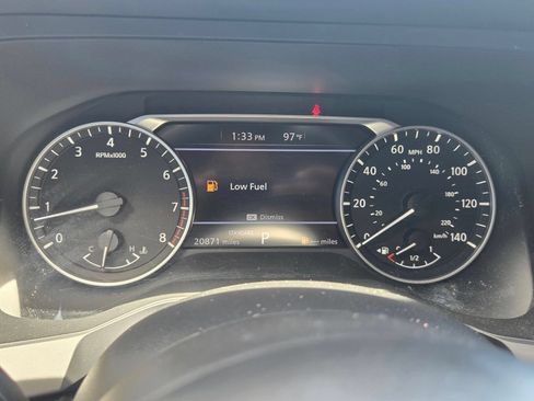Used 2024 Nissan Pathfinder S FWD image 29