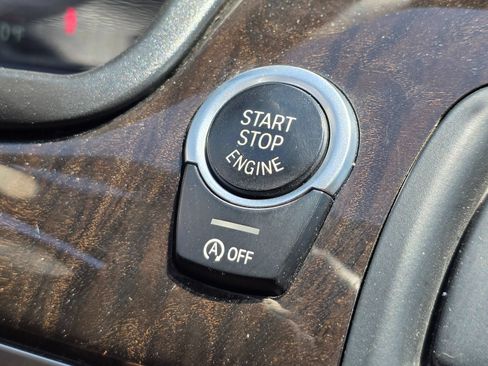 Used 2015 BMW 528i Sedan RWD image 35