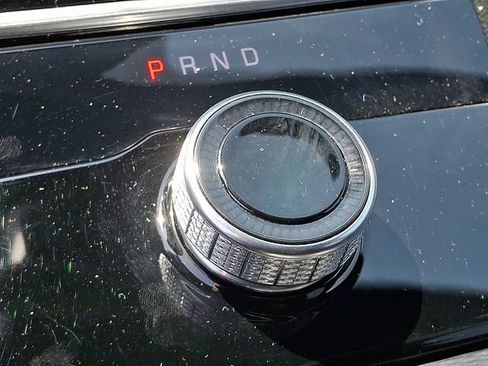 Used 2025 Jeep Grand Cherokee Altitude AWD/4WD image 14