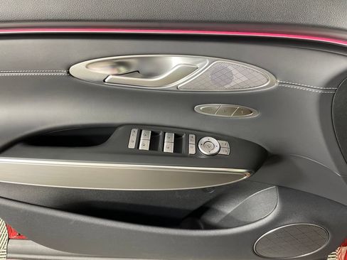 New 2026 Genesis GV70 2.5T Select AWD/4WD image 19
