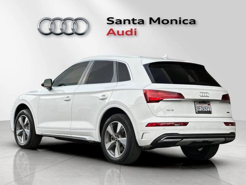 Used 2023 Audi Q5 2.0T Premium w/ Convenience Package image 6