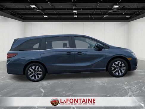 Used 2025 Honda Odyssey EX-L image 6