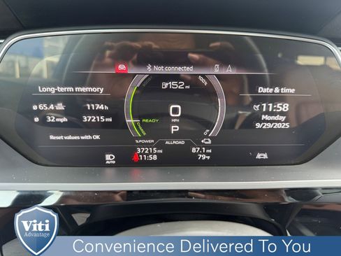Used 2021 Audi e-tron Premium image 26