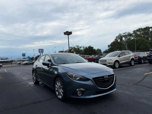 Used 2014 MAZDA MAZDA3 s Grand Touring w/ Technology Package FWD image 3