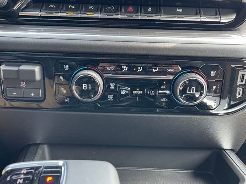 New 2026 Chevrolet Silverado 1500 High Country AWD/4WD image 12